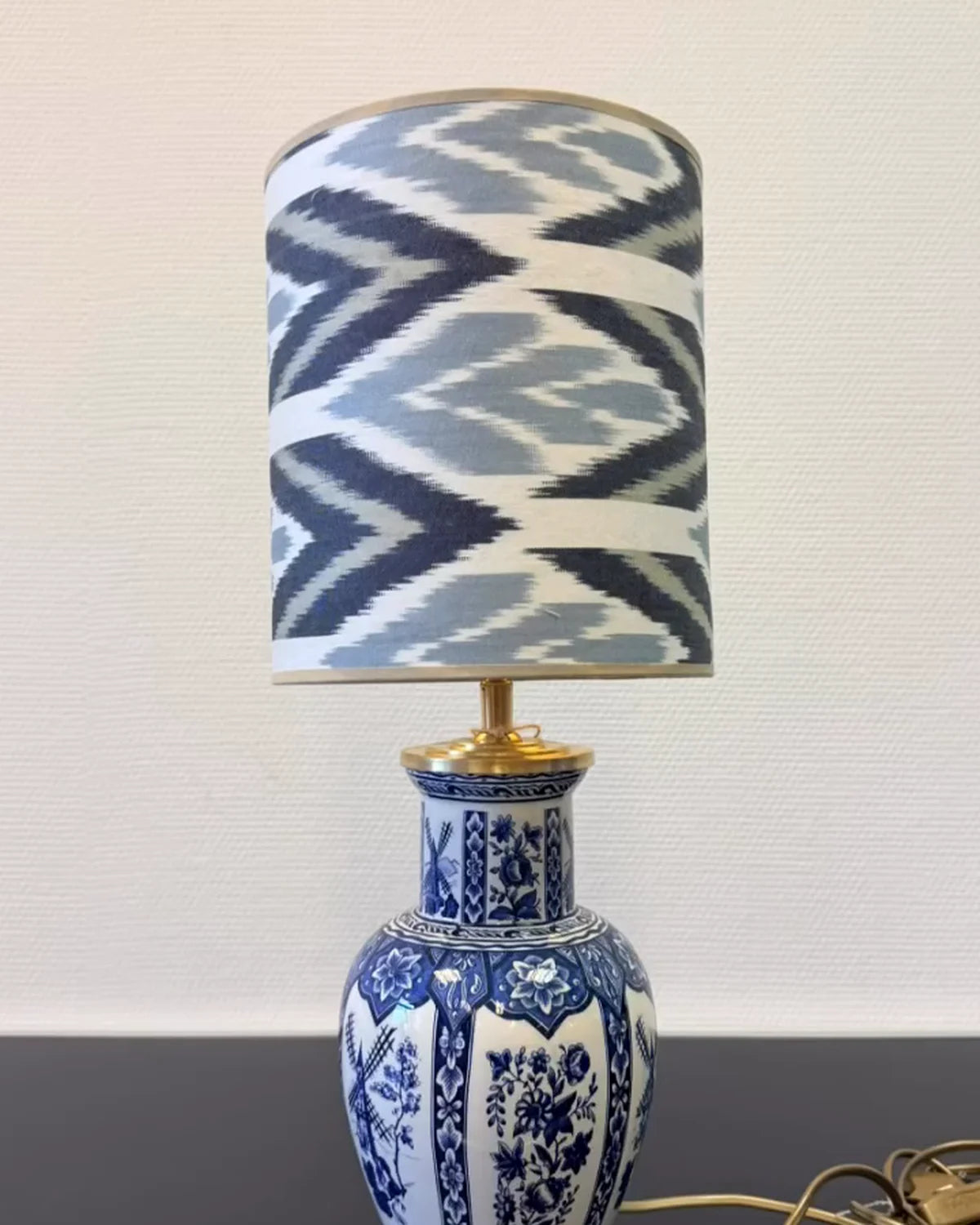 Blue Ikat Speckle – blauwe tafellamp